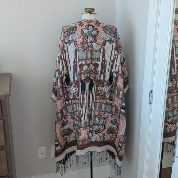 Paparazzi Kaftan Wool Blend - Picture 3 of 3